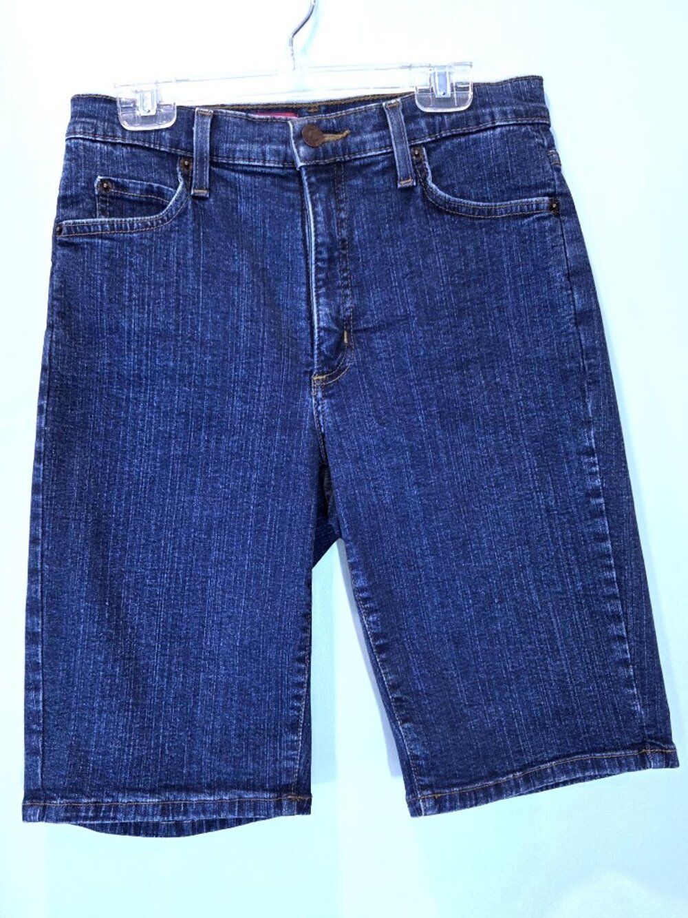 NYDJ Tummy Tuck Jean Shorts Size 6